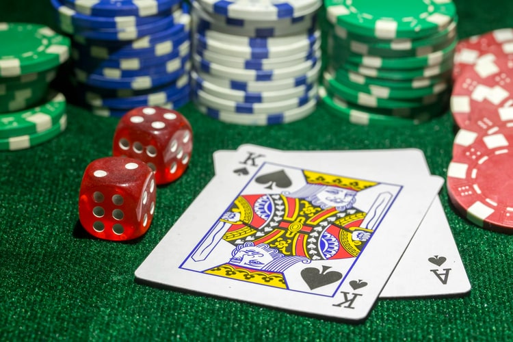 The Many Benefits of Playing Online Casino Games